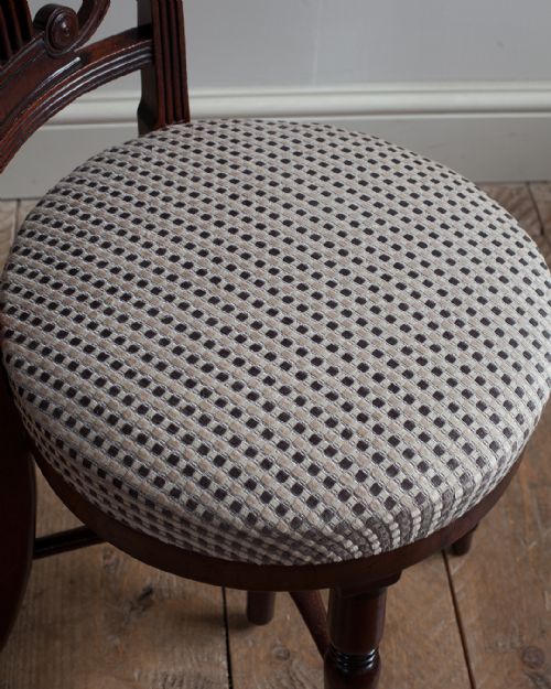 REGENCY MAHOGANY MUSIC CHAIR - ADDITIONAL PHOTO 4