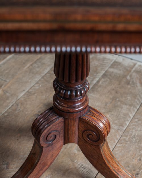 19TH CENTURY BURR YEW OCCASIONAL TABLE - ADDITIONAL PHOTO 5