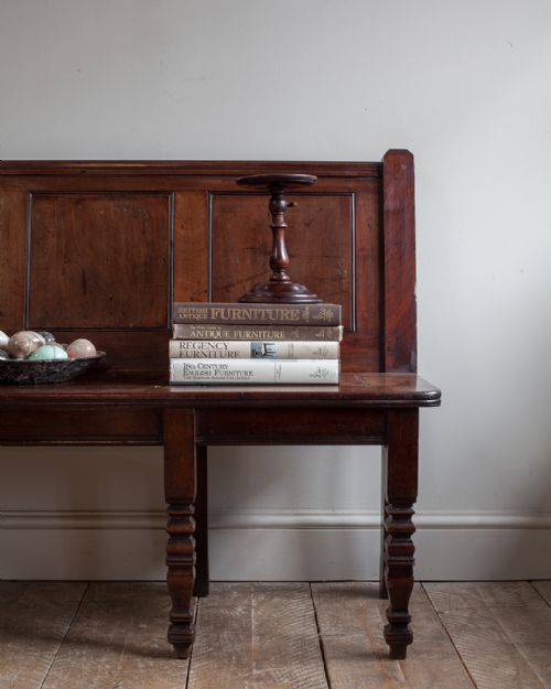 18TH CENTURY MAHOGANY HALL BENCH - ADDITIONAL PHOTO 3