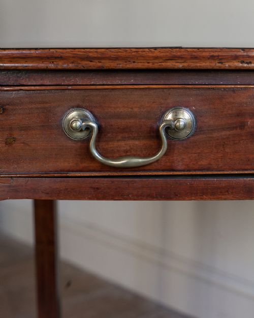 GEORGE III MAHOGANY SIDE TABLE - ADDITIONAL PHOTO 4
