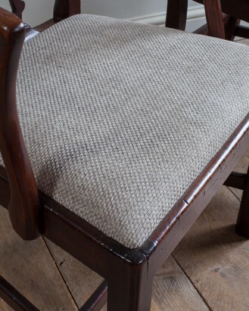 PAIR OF GEORGE III MAHOGANY CARVER CHAIRS - ADDITIONAL PHOTO 4