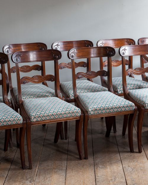 SET OF 10 FINE QUALITY REGENCY MAHOGANY DINING CHAIRS - ADDITIONAL PHOTO 1