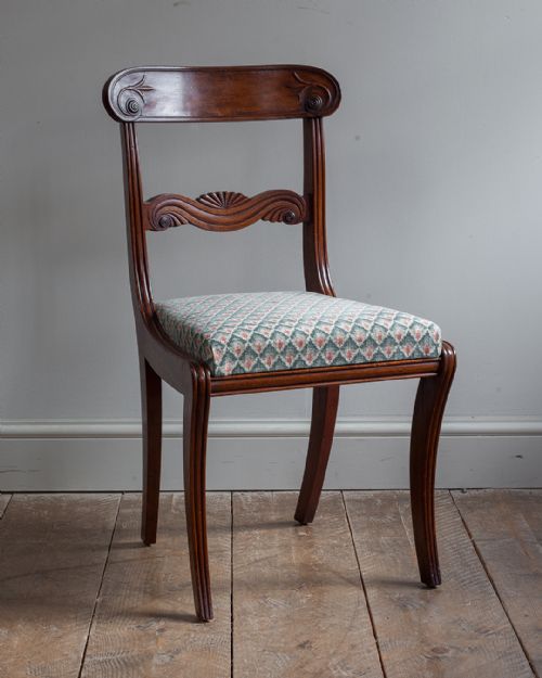SET OF 10 FINE QUALITY REGENCY MAHOGANY DINING CHAIRS - ADDITIONAL PHOTO 2