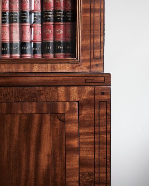 GEORGE III MAHOGANY LIBRARY BOOKCASE - ADDITIONAL PHOTO 3