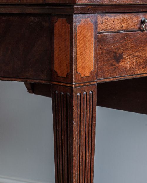 SUPERB MAHOGANY BOWFRONT SERVING TABLE - ADDITIONAL PHOTO 8