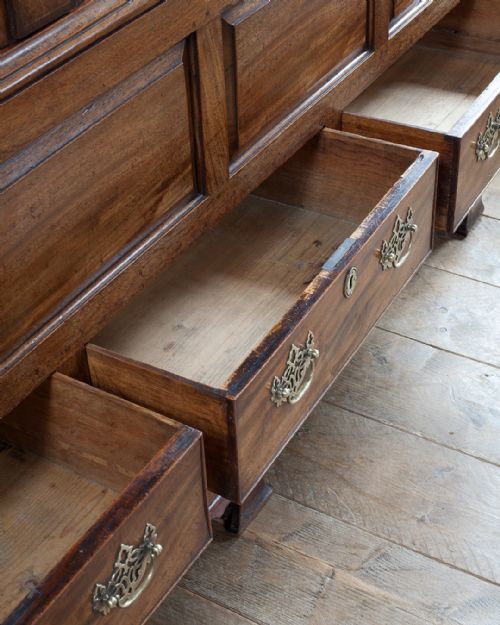 GEORGE III MAHOGANY HOUSEKEEPERS CUPBOARD - ADDITIONAL PHOTO 1