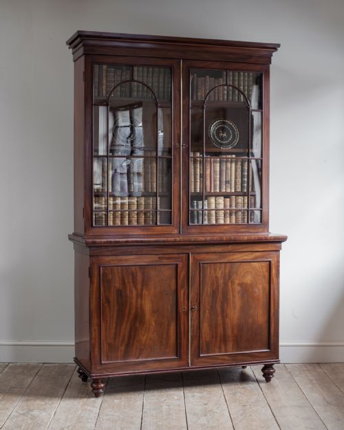 WILLIAM IV MAHOGANY BOOKCASE CABINET - ADDITIONAL PHOTO 1