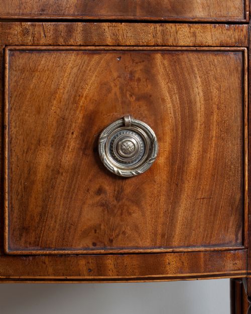 SMALL REGENCY MAHOGANY SIDEBOARD - ADDITIONAL PHOTO 8