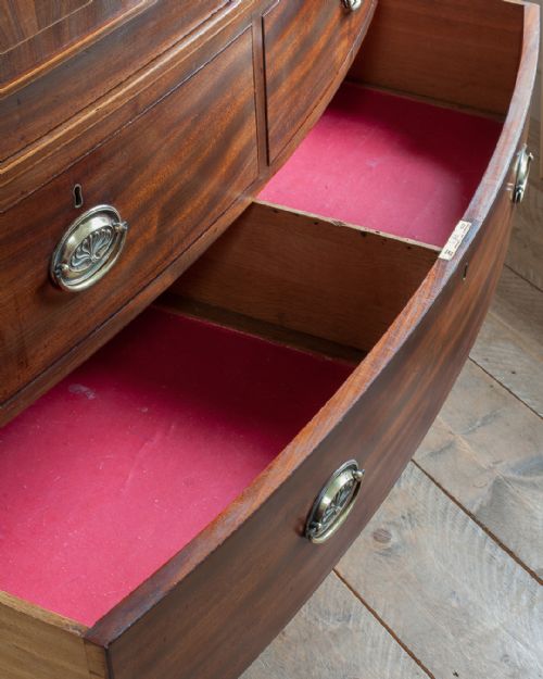 WILLIAM IV MAHOGANY BOWFRONT LINEN PRESS - ADDITIONAL PHOTO 8