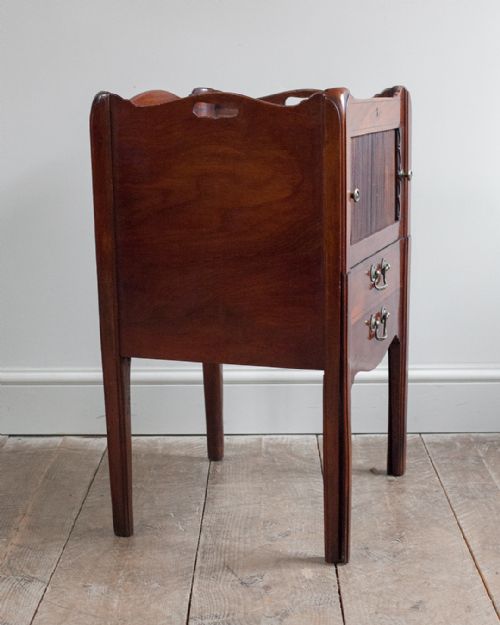 GEORGE III MAHOGANY NIGHTSTAND - ADDITIONAL PHOTO 8