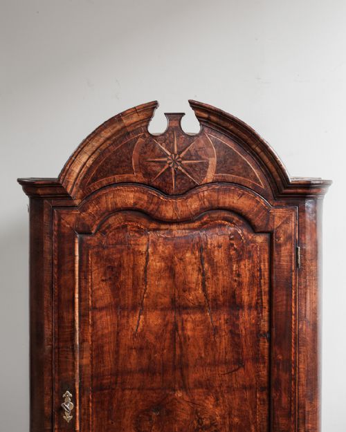 CHARMING GEORGE I WALNUT CORNER CUPBOARD - ADDITIONAL PHOTO 3