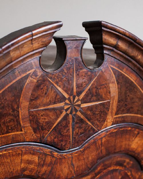 CHARMING GEORGE I WALNUT CORNER CUPBOARD - ADDITIONAL PHOTO 7