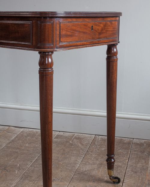 SMALL REGENCY WRITING TABLE - ADDITIONAL PHOTO 6