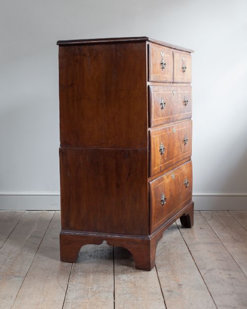 GEORGE II WALNUT CHEST OF DRAWERS - ADDITIONAL PHOTO 4