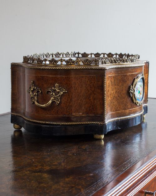 19TH CENTURY FRENCH KINGWOOD JARDINIRE - ADDITIONAL PHOTO 3
