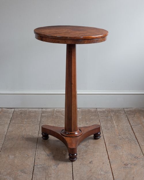 william iv mahogany lamp table - CATEGORY: ANTIQUE TABLES - DATED 19TH CENTURY