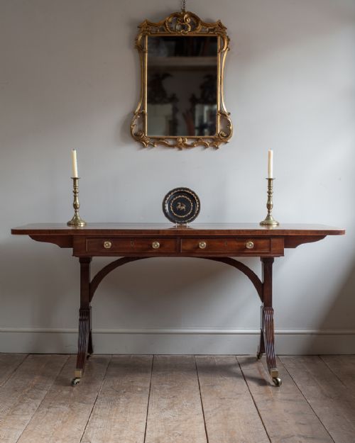 SUPERB QUALITY REGENCY MAHOGANY SOFA TABLE - ADDITIONAL PHOTO 3