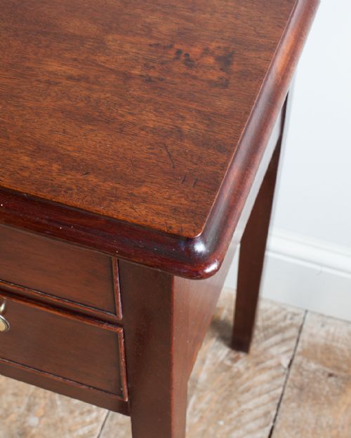 GEORGE III MAHOGANY LOWBOY - ADDITIONAL PHOTO 6
