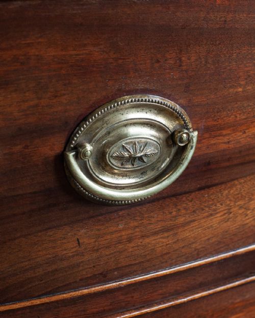 REGENCY MAHOGANY BOWFRONT CHEST OF DRAWERS - ADDITIONAL PHOTO 3