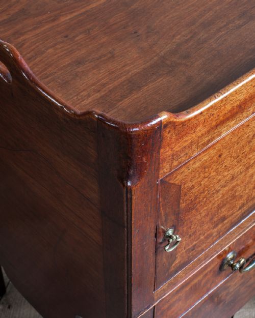 GEORGIAN MAHOGANY NIGHTSTAND - ADDITIONAL PHOTO 5