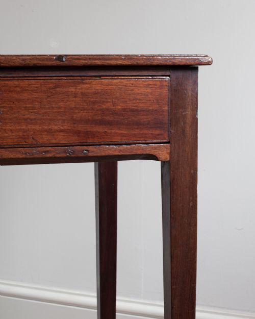 GEORGE III MAHOGANY SIDE TABLE - ADDITIONAL PHOTO 5