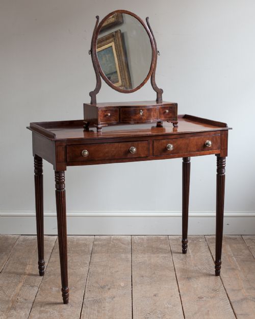 ELEGANT REGENCY MAHOGANY SIDE TABLE - ADDITIONAL PHOTO 3