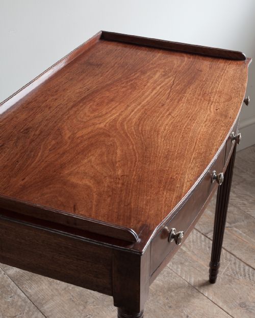 ELEGANT REGENCY MAHOGANY SIDE TABLE - ADDITIONAL PHOTO 5