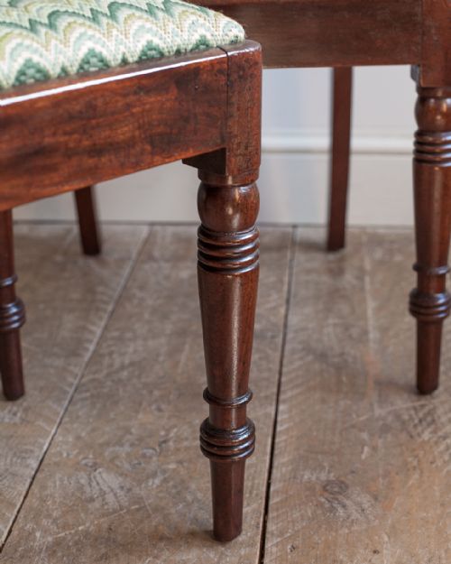 FINE PAIR OF REGENCY MAHOGANY SIDE CHAIRS - ADDITIONAL PHOTO 1