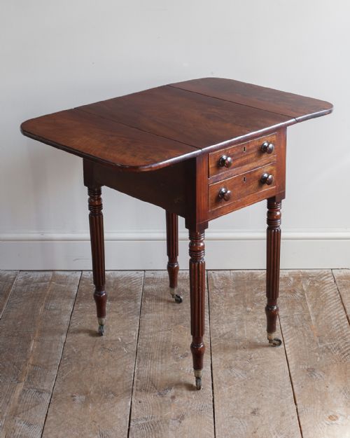 REGENCY MAHOGANY WORK TABLE - ADDITIONAL PHOTO 3