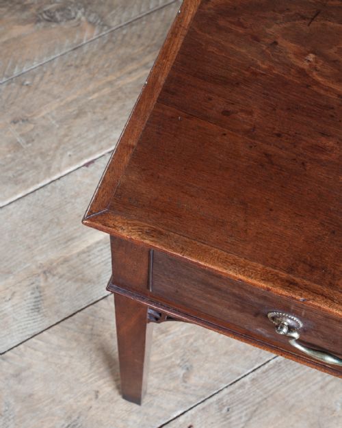 18TH CENTURY MAHOGANY SIDE TABLE - ADDITIONAL PHOTO 4