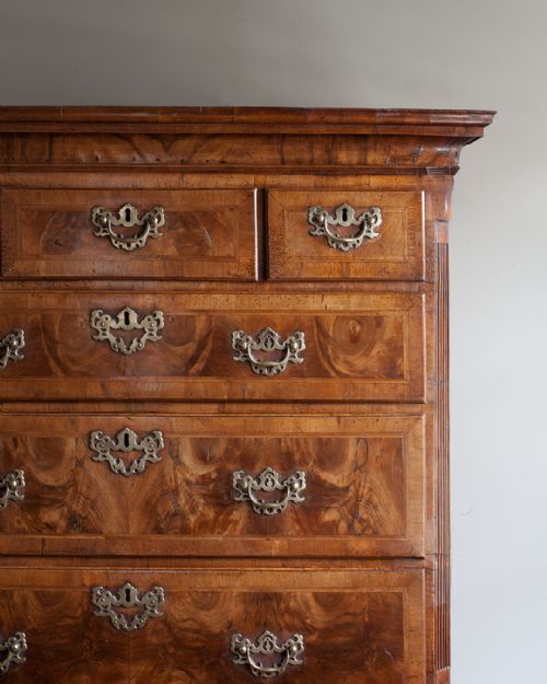 GEORGE III WALNUT CHEST ON CHEST - ADDITIONAL PHOTO 3