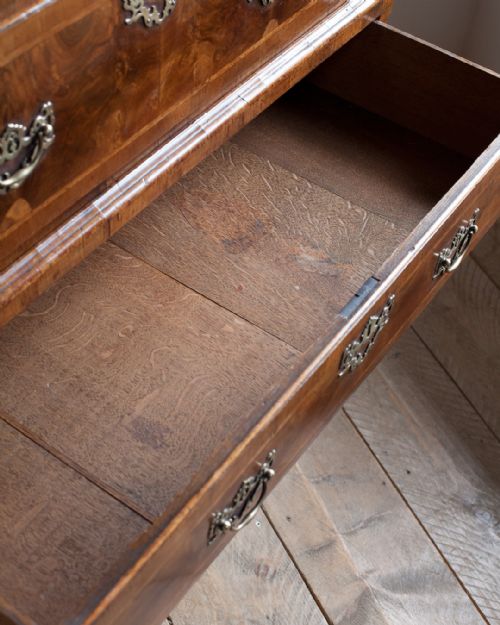GEORGE III WALNUT CHEST ON CHEST - ADDITIONAL PHOTO 6
