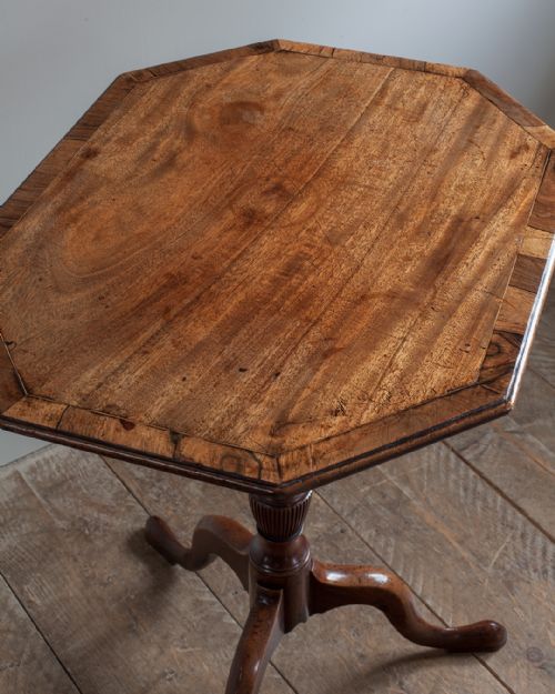 GEORGE III MAHOGANY OCTAGONAL LAMP TABLE - ADDITIONAL PHOTO 1