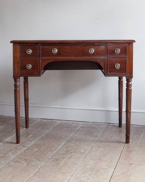 REGENCY MAHOGANY DRESSING TABLE - ADDITIONAL PHOTO 6