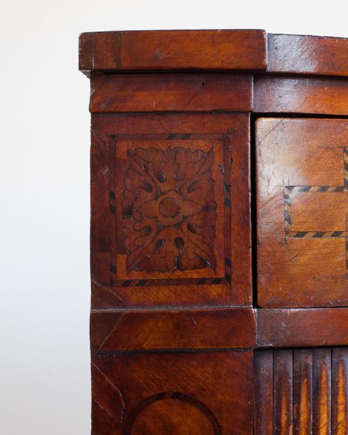 19TH CENTURY DUTCH FRUITWOOD BOWFRONT CORNER CUPBOARD - ADDITIONAL PHOTO 9