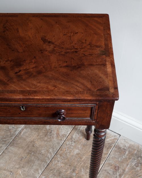 LOVELY QUALITY REGENCY MAHOGANY WORK TABLE - ADDITIONAL PHOTO 8