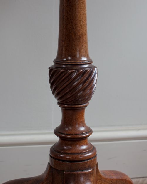 GEORGE III MAHOGANY PIE CRUST TRIPOD TABLE - ADDITIONAL PHOTO 5