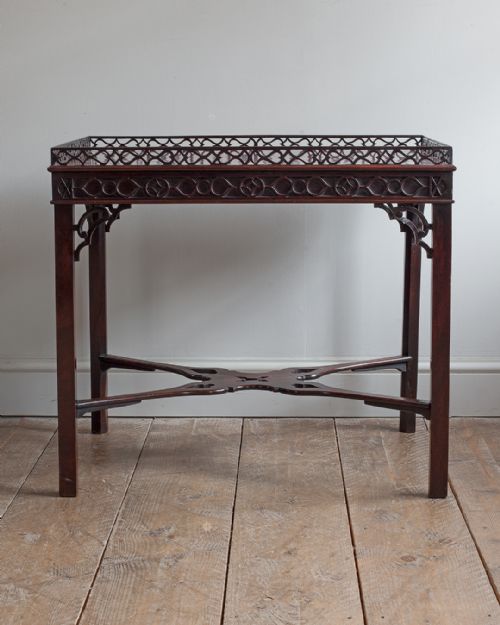 CHIPPENDALE PERIOD MAHOGANY SILVER TABLE - ADDITIONAL PHOTO 2