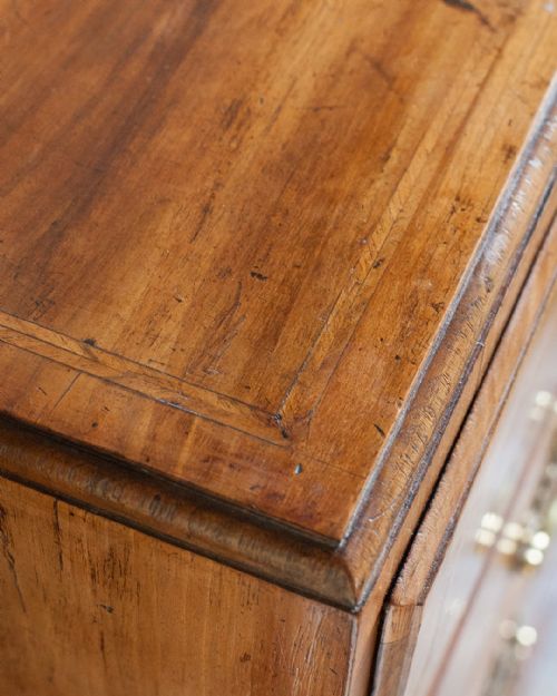 LARGE GEORGE II WALNUT CHEST OF DRAWERS - ADDITIONAL PHOTO 6