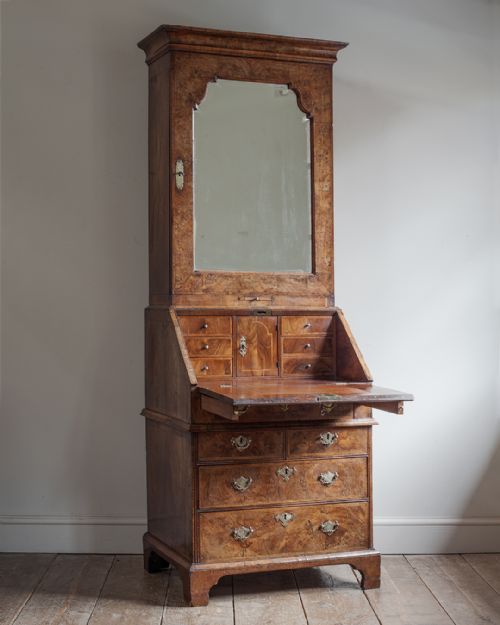 GEORGE I WALNUT BUREAU BOOKCASE - ADDITIONAL PHOTO 1