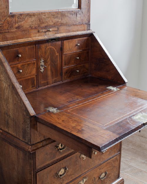 GEORGE I WALNUT BUREAU BOOKCASE - ADDITIONAL PHOTO 3