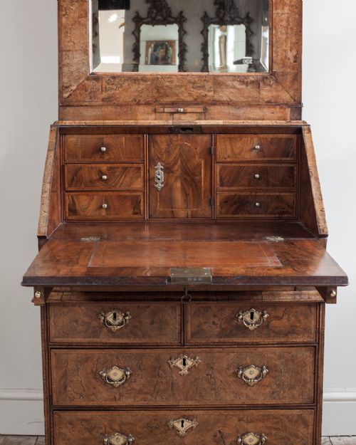 GEORGE I WALNUT BUREAU BOOKCASE - ADDITIONAL PHOTO 6