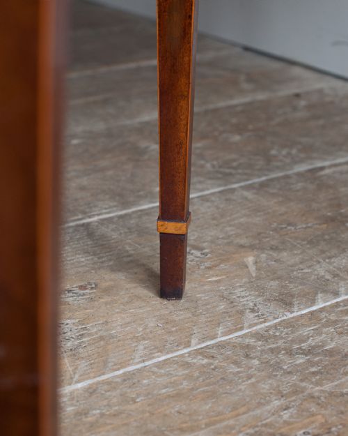ELEGANT GOLDEN MAHOGANY CHEVERET TABLE - ADDITIONAL PHOTO 6