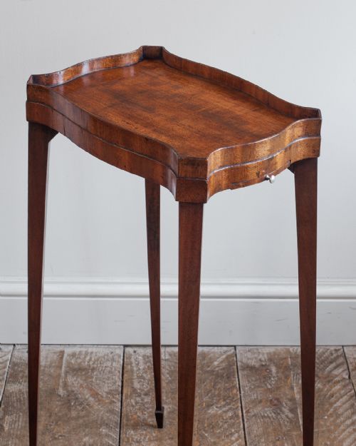 GEORGE III MAHOGANY URN STAND - ADDITIONAL PHOTO 2