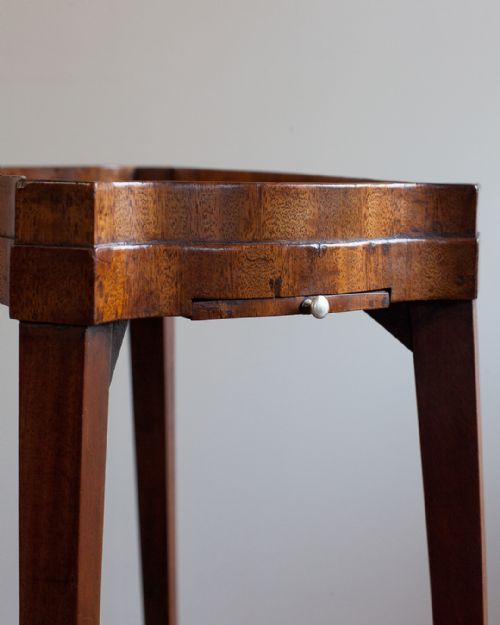 GEORGE III MAHOGANY URN STAND - ADDITIONAL PHOTO 5