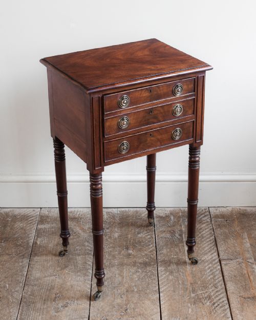 REGENCY MAHOGANY WORK TABLE - ADDITIONAL PHOTO 2