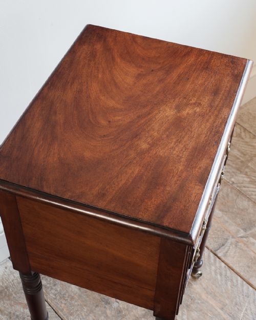 REGENCY MAHOGANY WORK TABLE - ADDITIONAL PHOTO 3