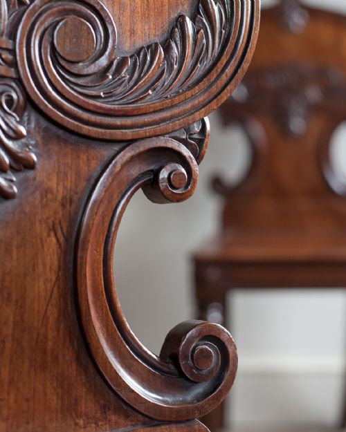 ATTRACTIVE PAIR OF REGENCY MAHOGANY HALL CHAIRS - ADDITIONAL PHOTO 6