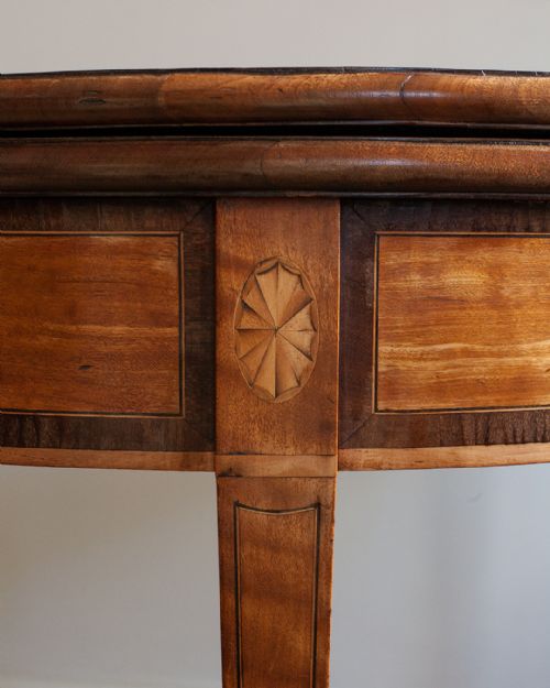 STUNNING GEORGE III SATINWOOD CARD TABLE - ADDITIONAL PHOTO 3