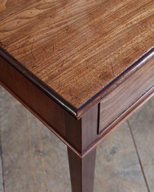 BEAUTIFUL 18TH CENTURY SIDE TABLE - ADDITIONAL PHOTO 8